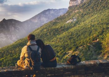 ce sunt vacantele last minute