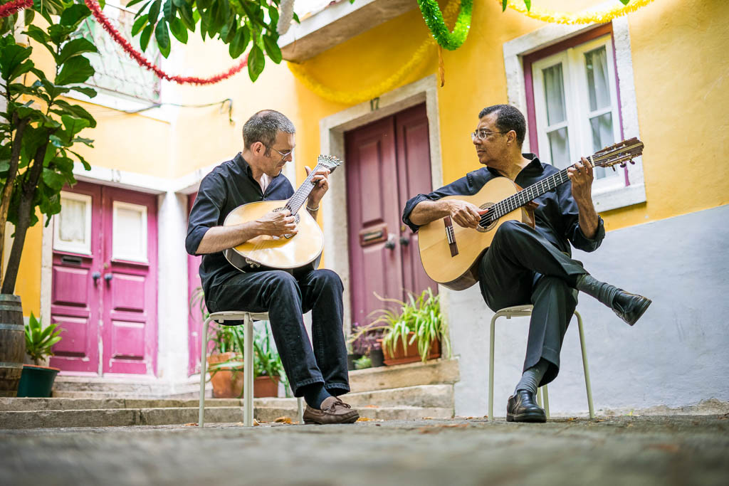 Experimentati un spectacol traditional de fado