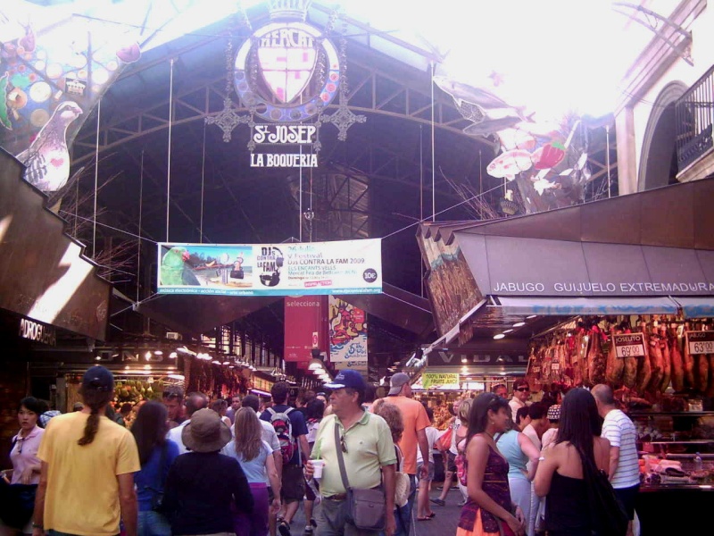 Bucurati-va de obiectivele turistice si sunetele din La Boqueria