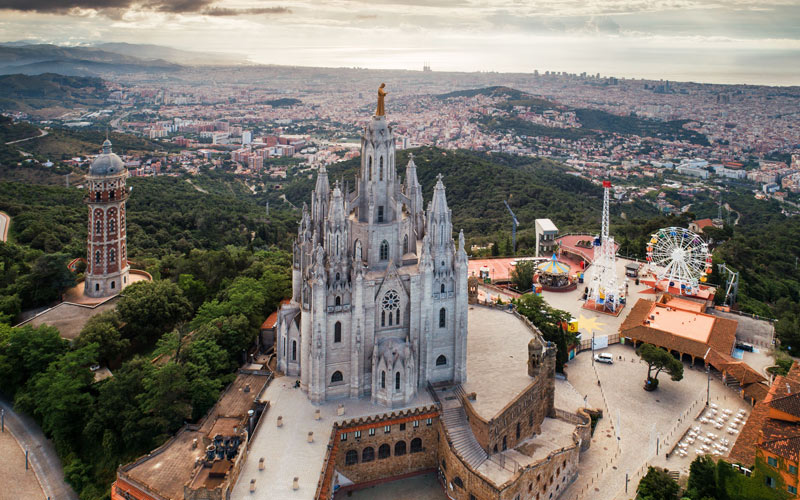 In varful Tibidabo